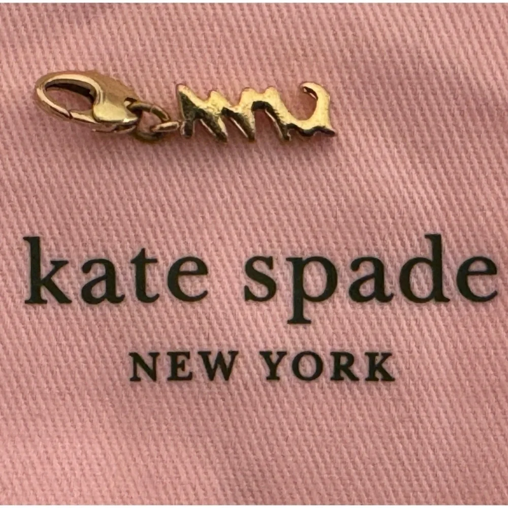 Kate Spade 12 KT Gold 'Mrs' Vintage Wedding Belles Charm (No Bracelet) - Picture 4 of 8